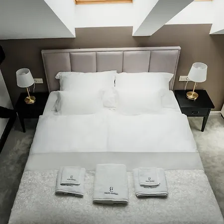 Grand 酒店 柳托梅尔